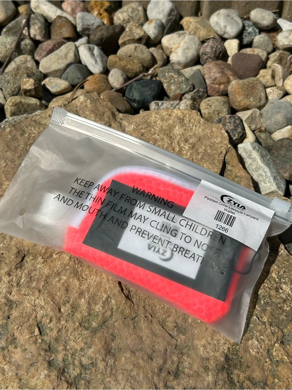 ZYIA Active Padded Coral Lifestyle Lanyard Wallet New with tag and bag!
